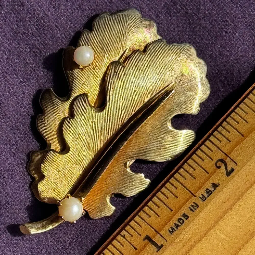 Gold Tone Oak Leaf Brooch Pin Faux Pearl Nature Botanical Vintage Style